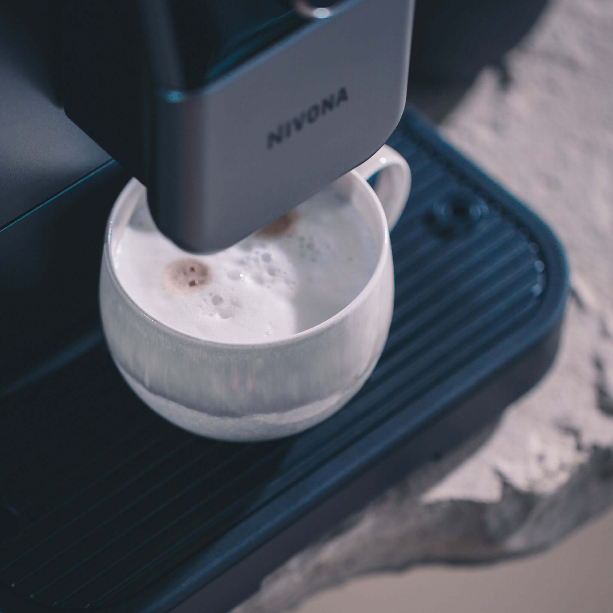 NIVO 8107 Cafe Romatica Plus coffee machine side angle