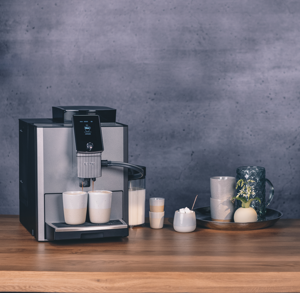 NICR 1040 CafeRomatica fully automatic espresso machine